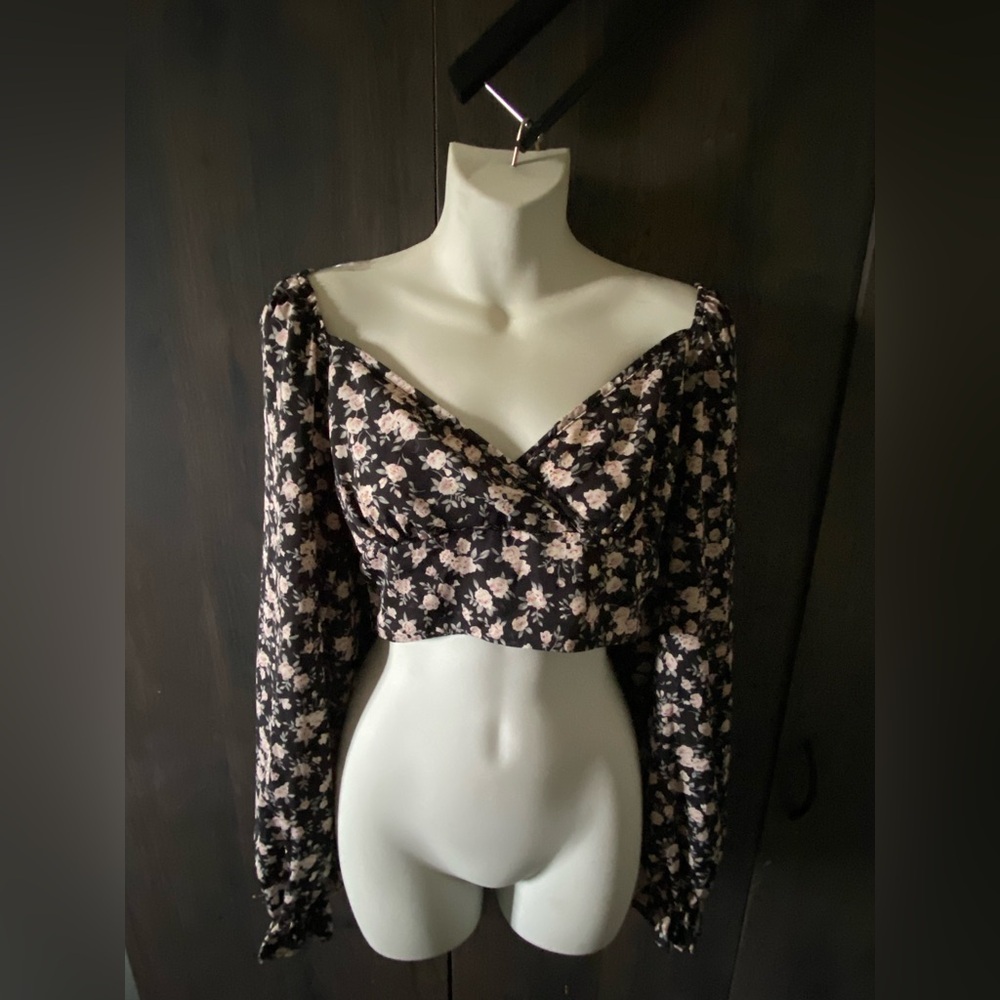 Floral Black Crop Top